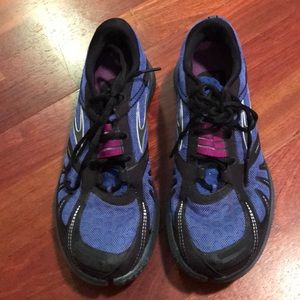 Brooks Pure Grit Tennis Shoes